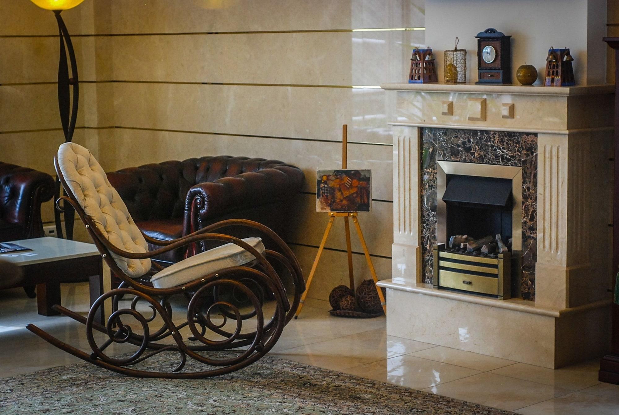 Klassik Hotel Chisinau Bagian luar foto