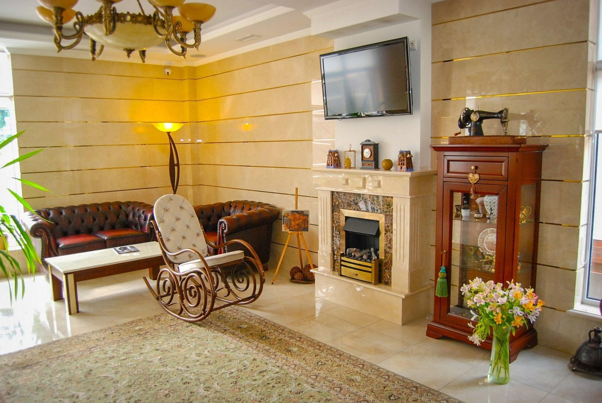 Klassik Hotel Chisinau Bagian luar foto
