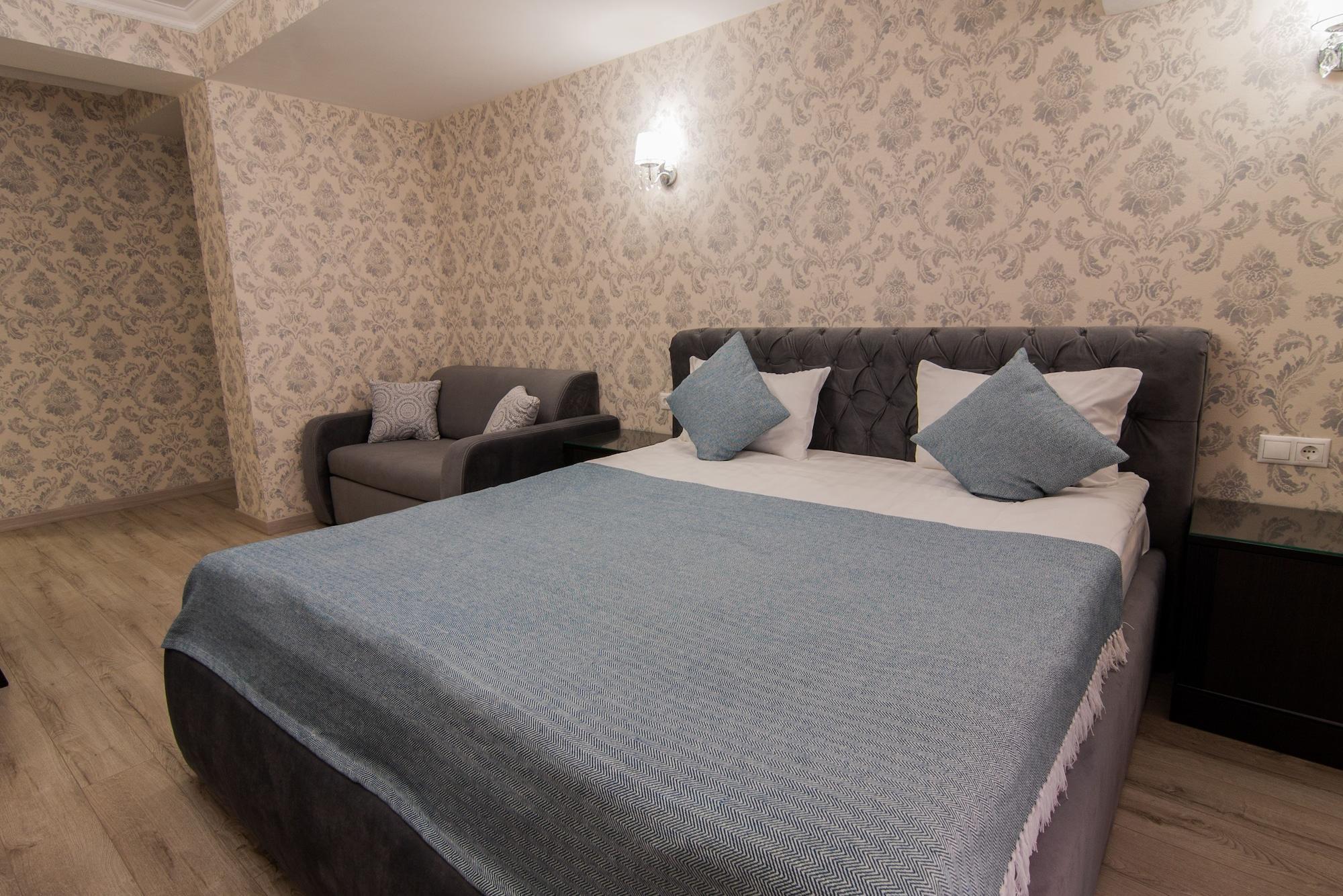 Klassik Hotel Chisinau Bagian luar foto
