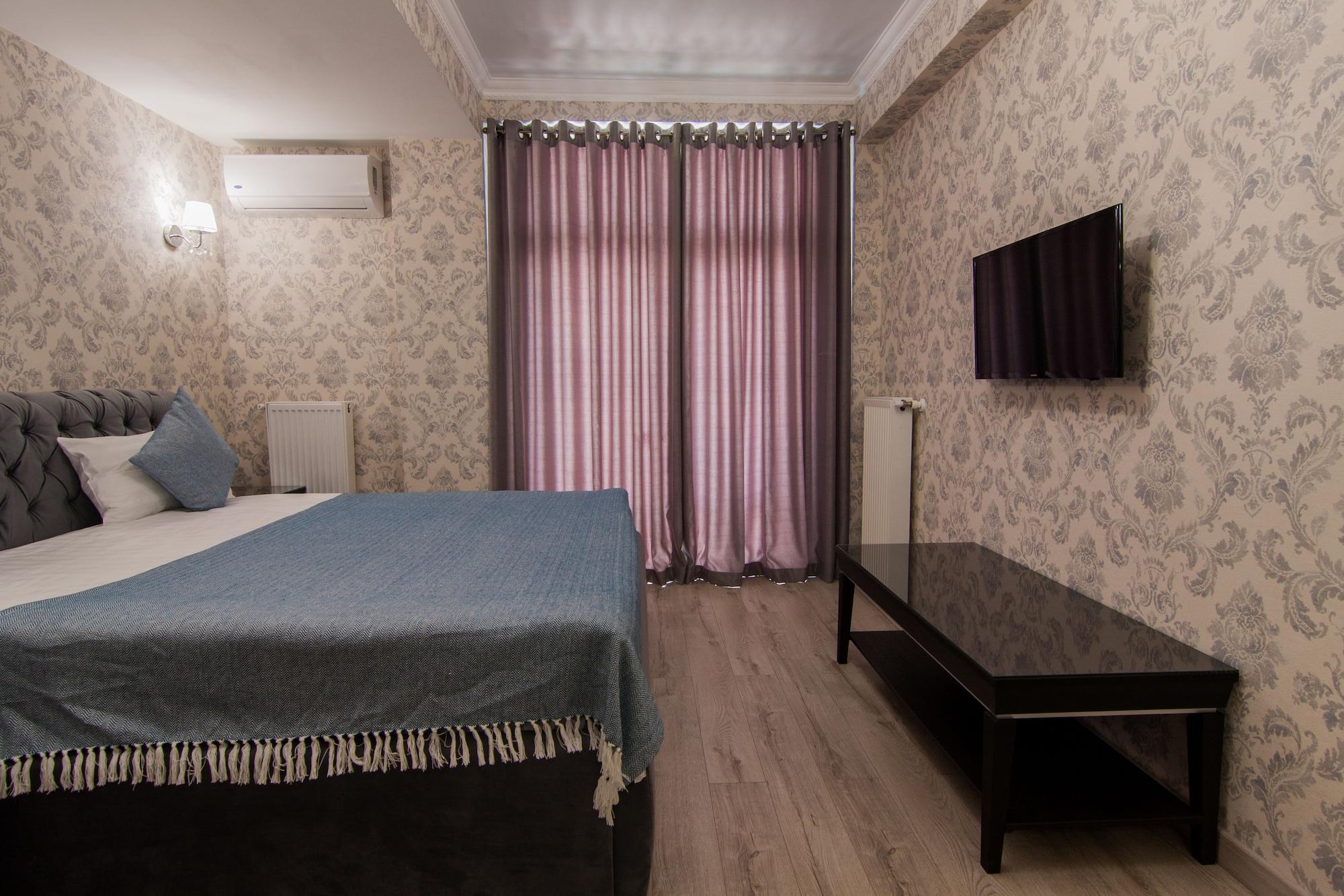 Klassik Hotel Chisinau Bagian luar foto