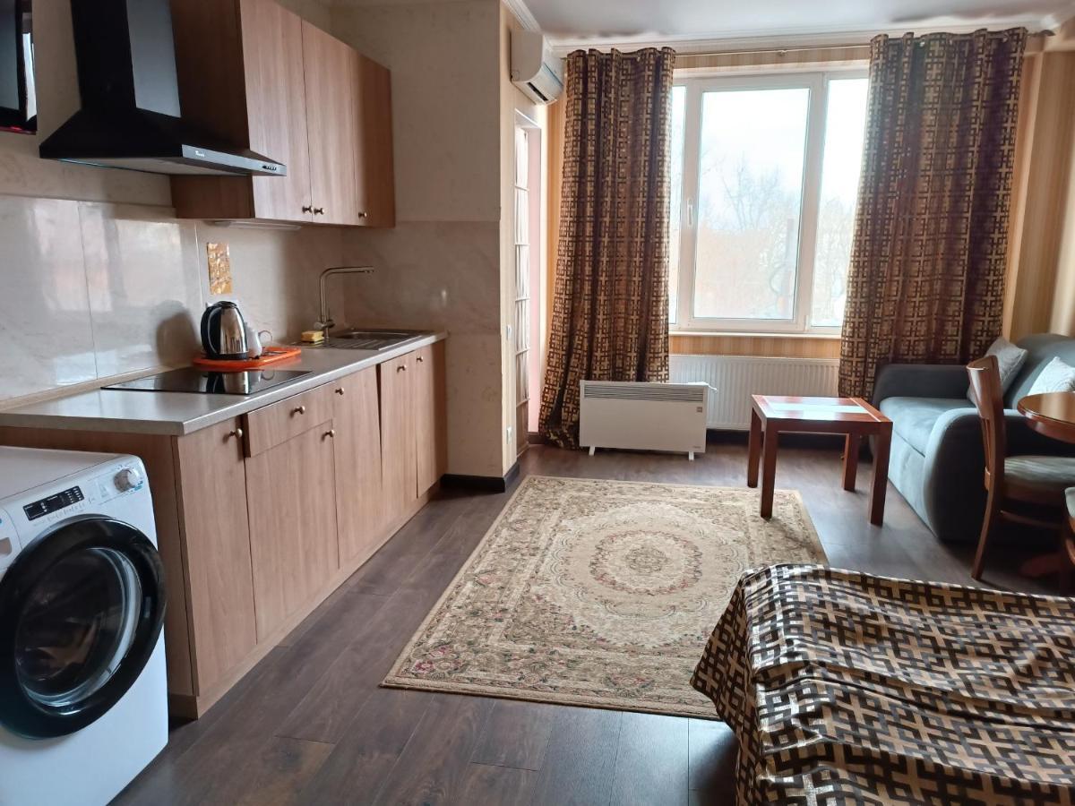 Klassik Hotel Chisinau Bagian luar foto
