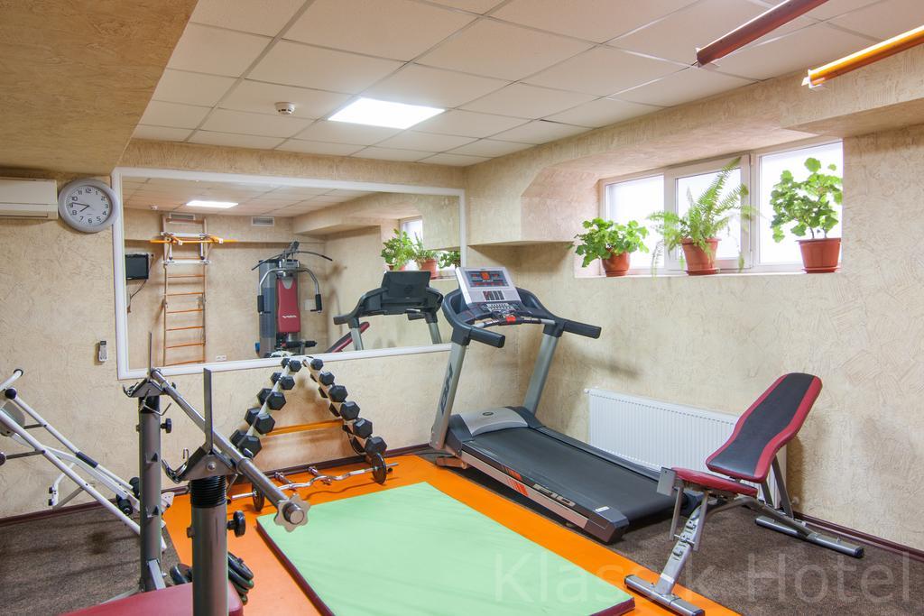 Klassik Hotel Chisinau Bagian luar foto