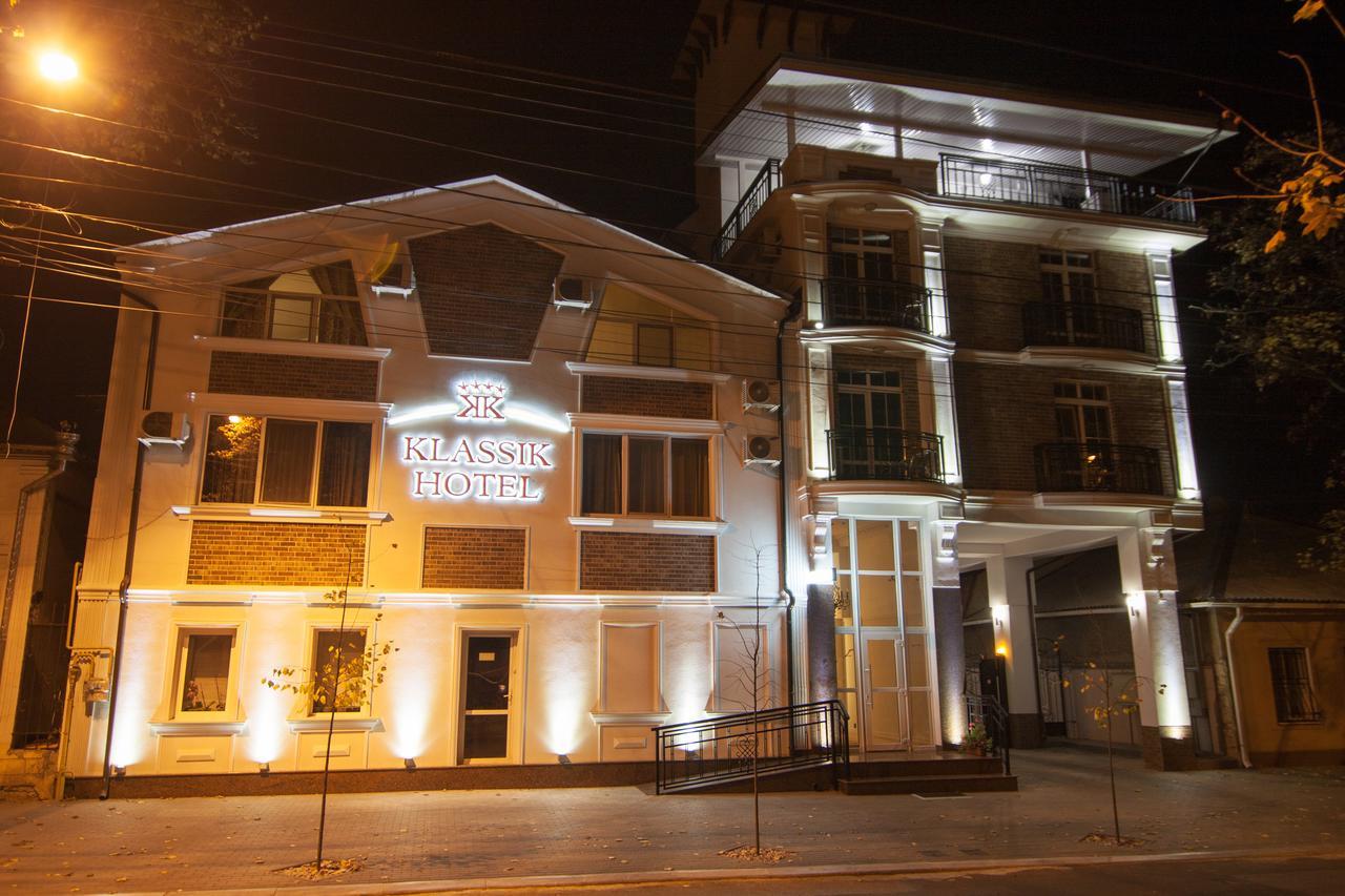 Klassik Hotel Chisinau Bagian luar foto