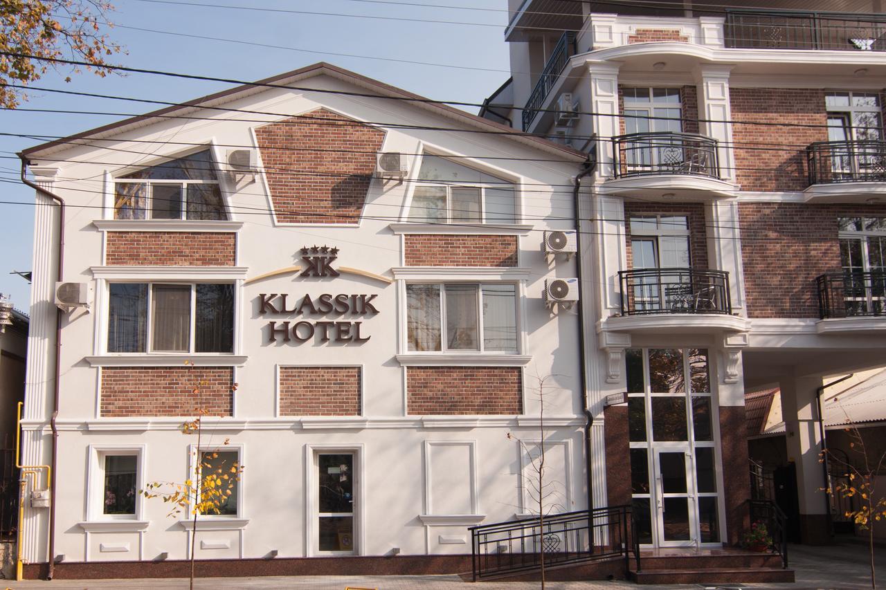 Klassik Hotel Chisinau Bagian luar foto